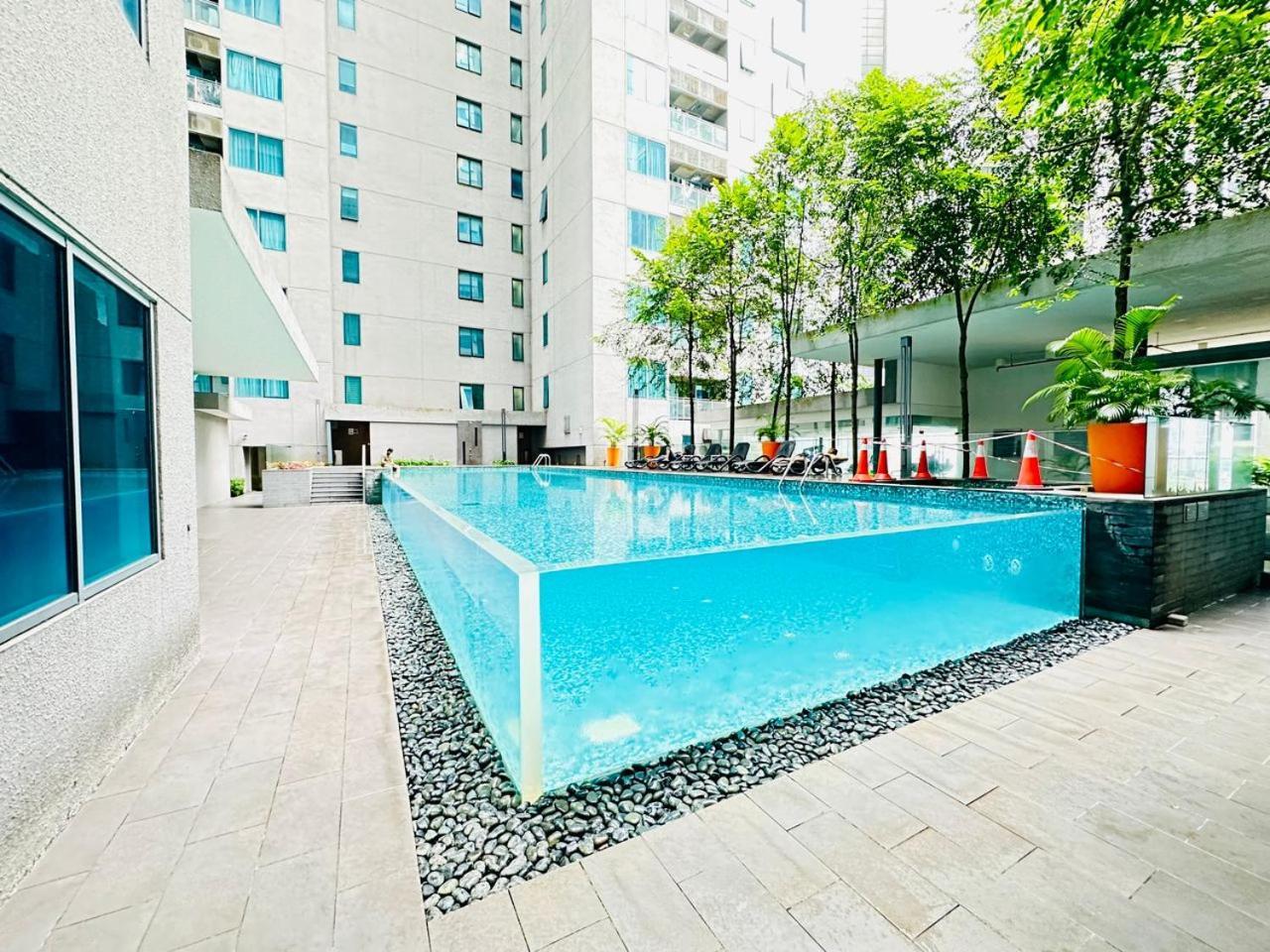 Summer Suites Klcc By Hibernate Kuala Lumpur Exterior photo