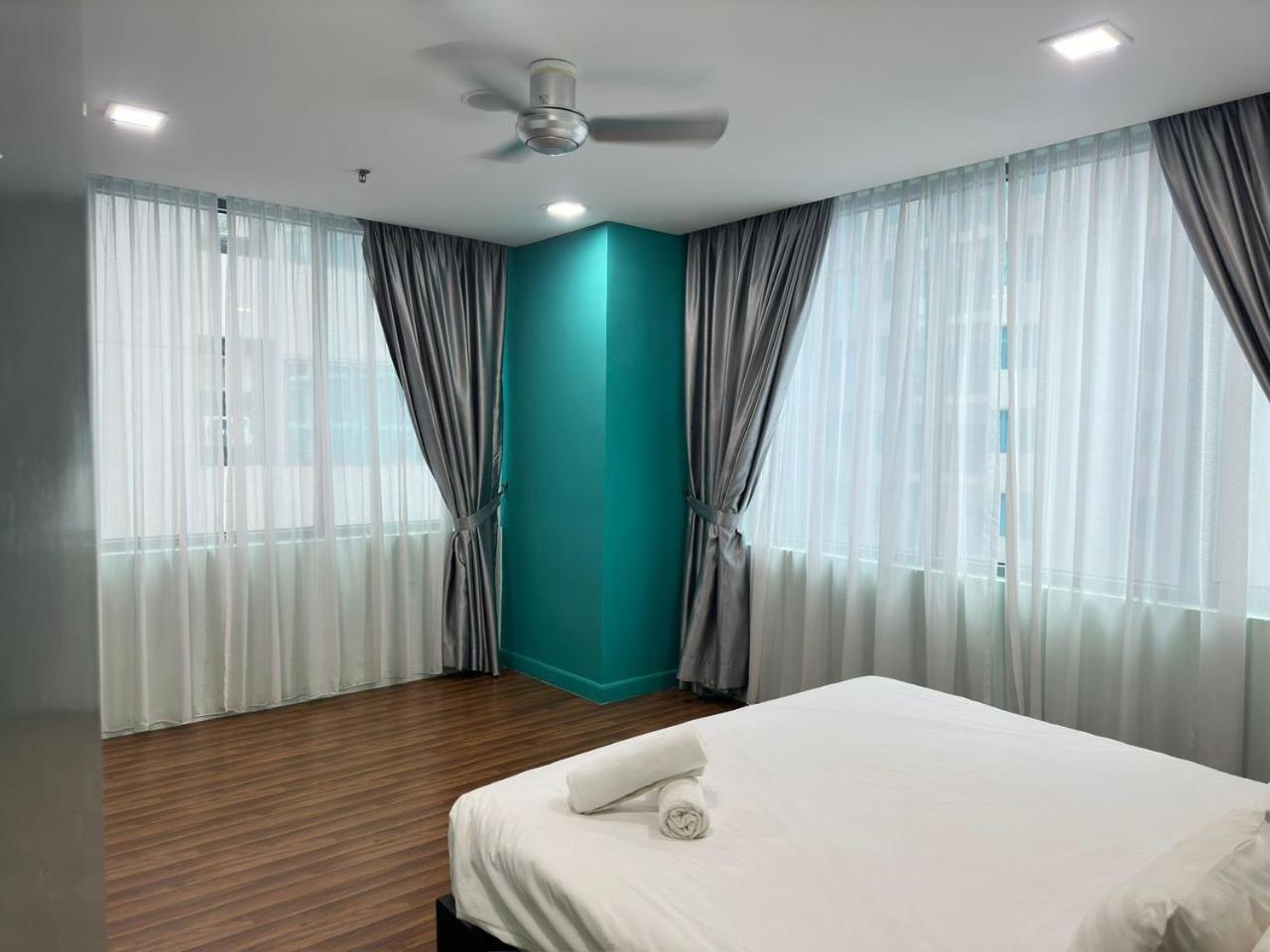 Summer Suites Klcc By Star Kuala Lumpur Exterior photo
