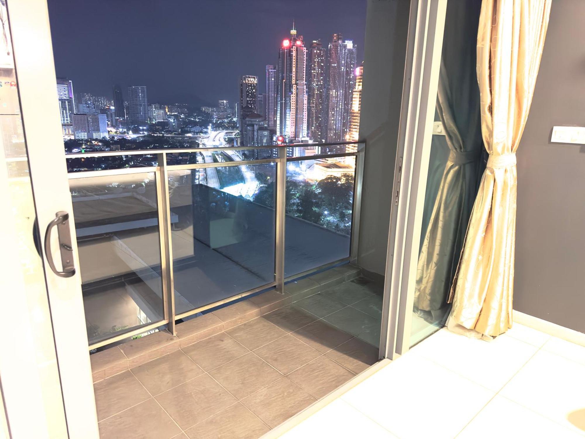 Summer Suites Klcc By Star Kuala Lumpur Exterior photo